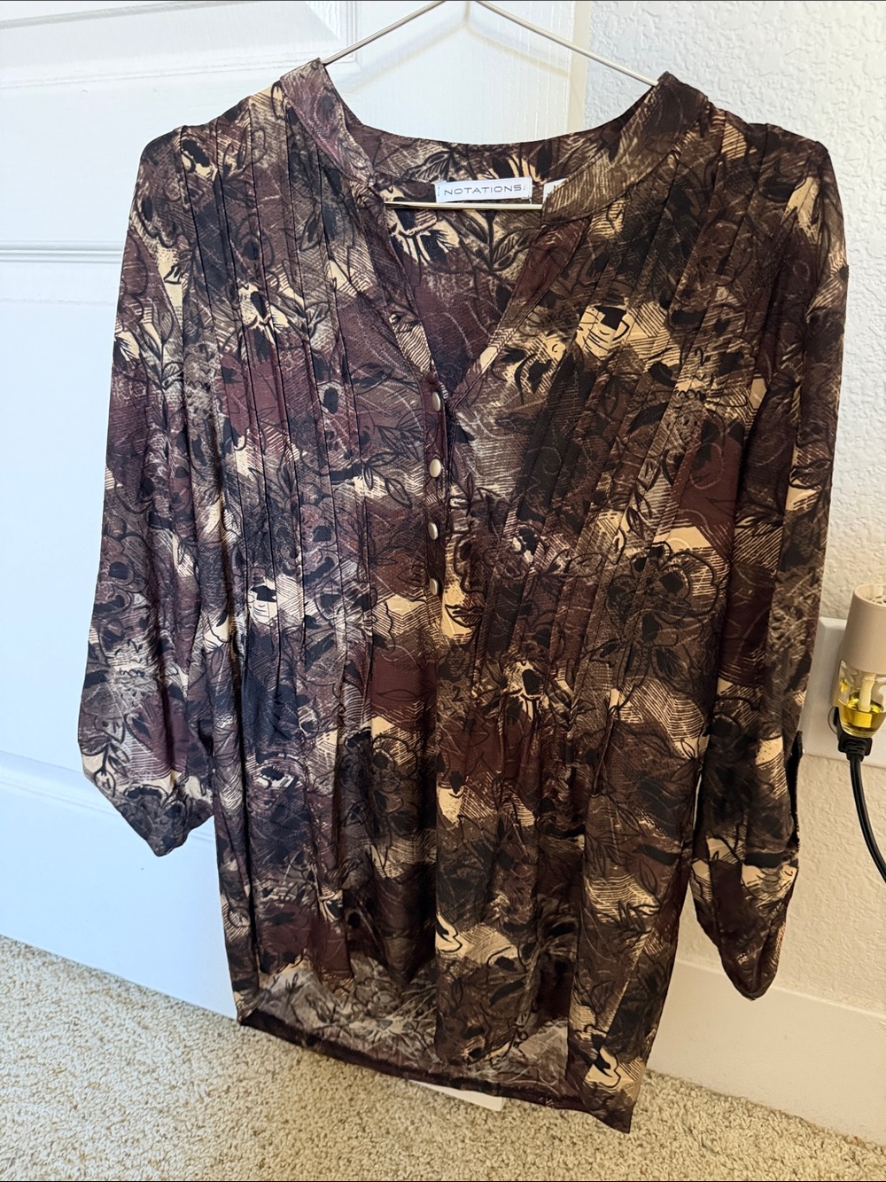 Notations Brown and Cream Floral Pleated V-Neck Tunic